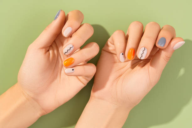 Learn the Art of Nail Design via Expert Courses of Guidance