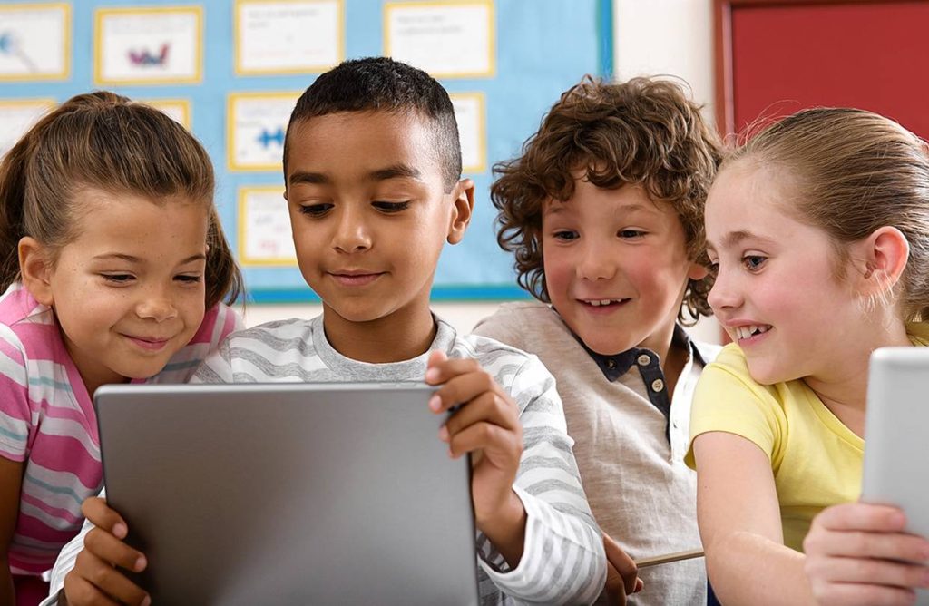 Distinctive learning environment fostering academic curiosity and strong character development